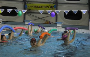 Téléthon 2017 organisé par le SPNS avec aquagym, aquabike, initiation au sauvetage sportif, baptêmes de plongée avec le Club Sub-Aquatique de Saverdun, relais d'1km par les apnéiste et initiation à l'apnée par le club d'apnée saverdunois Inspyr'Apnée (2/12/2017)