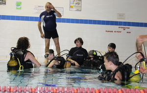 Téléthon 2017 organisé par le SPNS avec aquagym, aquabike, initiation au sauvetage sportif, baptêmes de plongée avec le Club Sub-Aquatique de Saverdun, relais d'1km par les apnéiste et initiation à l'apnée par le club d'apnée saverdunois Inspyr'Apnée (2/12/2017)