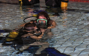 Téléthon 2017 organisé par le SPNS avec aquagym, aquabike, initiation au sauvetage sportif, baptêmes de plongée avec le Club Sub-Aquatique de Saverdun, relais d'1km par les apnéiste et initiation à l'apnée par le club d'apnée saverdunois Inspyr'Apnée (2/12/2017)