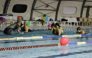 Téléthon 2017 organisé par le SPNS avec aquagym, aquabike, initiation au sauvetage sportif, baptêmes de plongée avec le Club Sub-Aquatique de Saverdun, relais d'1km par les apnéiste et initiation à l'apnée par le club d'apnée saverdunois Inspyr'Apnée (2/12/2017)