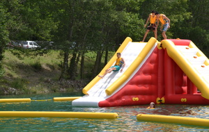 Fête du club à AquaPlayPark au lac de la Ginestière (23/06/2018)

Photo : Tiffany M.