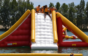 Fête du club à AquaPlayPark au lac de la Ginestière (23/06/2018)

Photo : Tiffany M.