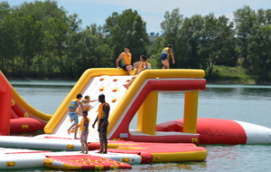 Fête du club à AquaPlayPark au lac de la Ginestière (23/06/2018)

Photo : Tiffany M.