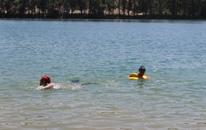 Démonstration de sauvetage sportif par nos nageurs.

Photos Elodie Vianai